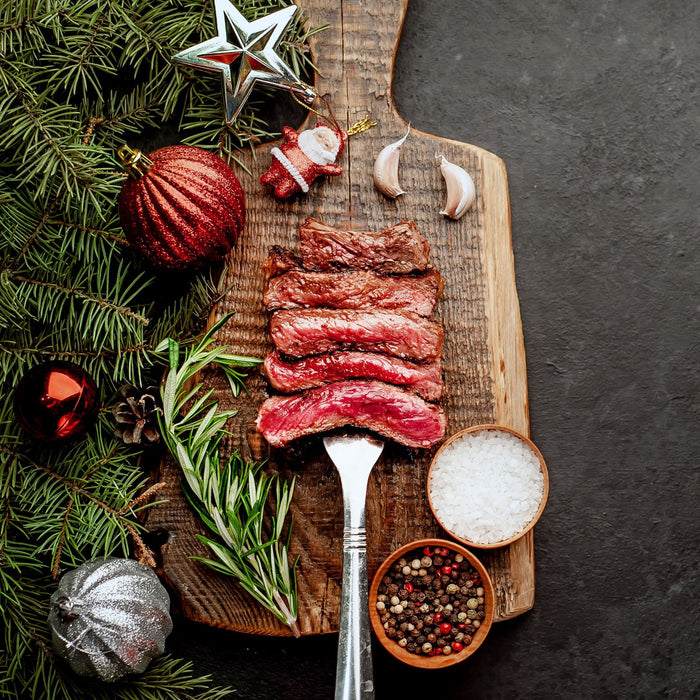 Holiday Christmas Box – Steakhouse Blend, NY Strips, Cheese, Sausage & Honey (Free Shipping!)